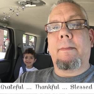 Meet your Posher, Ray